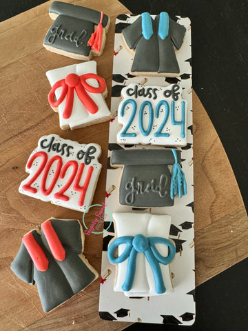 Graduation minis with tag! (4 cookies)