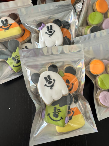 Spooky mouse snack bag- 4 small cookies